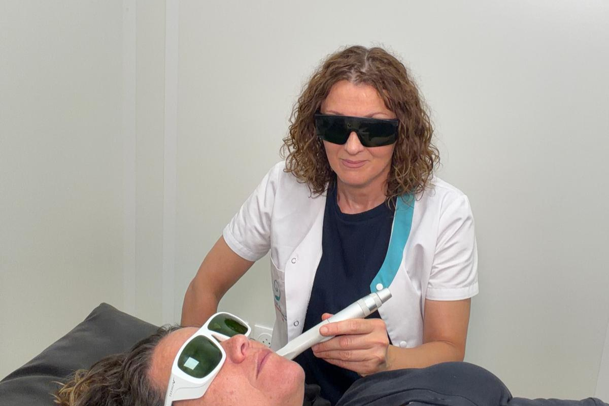Leila auriculothérapeute laser à Villeparisis